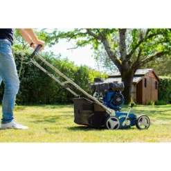 Scarificateur Thermique Hyundai 212 Cm³ 40 Cm 30 L HST4020 -Flore Riche Soldes Magasin 11470728 5