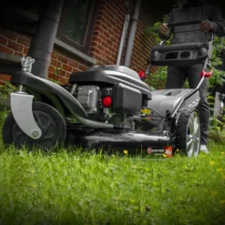 Tondeuse Thermique Tractée 3 Roues 196cc - 55cm - Elem Garden 11 Tondeuse Thermique Tractée 3 Roues 196cc - 55cm - Elem Garden -Flore Riche Soldes Magasin 3259966 5