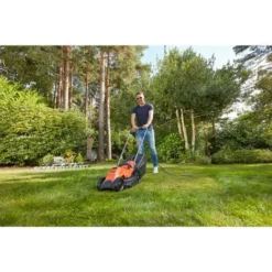 Black & Decker Tondeuse 32cm - Moteur Universel 1200 W BLACK+DECKER BEMW451-QS -Flore Riche Soldes Magasin 34599501 3