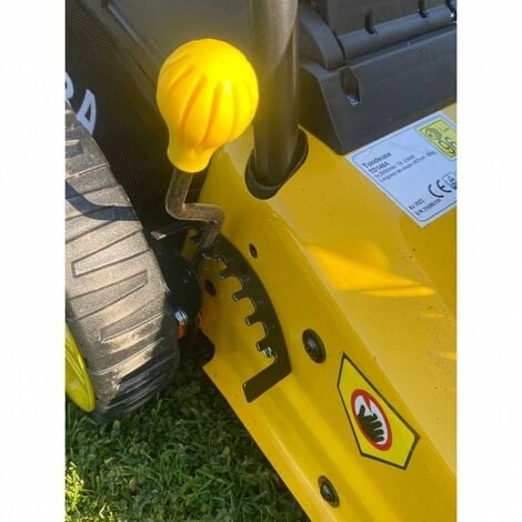 Tondeuse Thermique Autotractée 146cm3 - Coupe 46cm 6 Tondeuse Thermique Autotractée 146cm3 - Coupe 46cm – Image 4